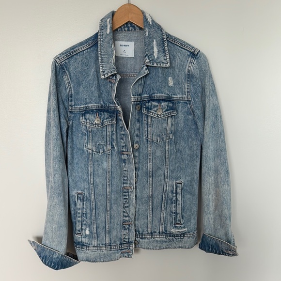 Old Navy Women’s Jean Jacket Medium Tall - Picture 3 of 5